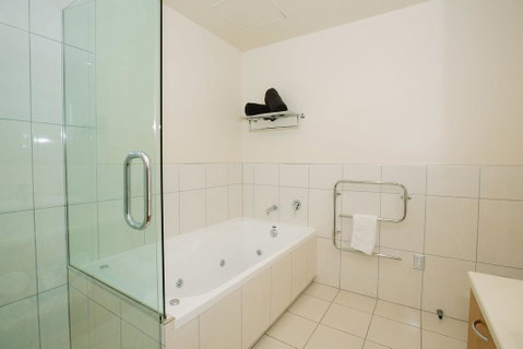 Lakeside Apartments - Accommodation New Zealand 2