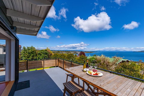 Lakeview Lookout - Accommodation New Zealand 2
