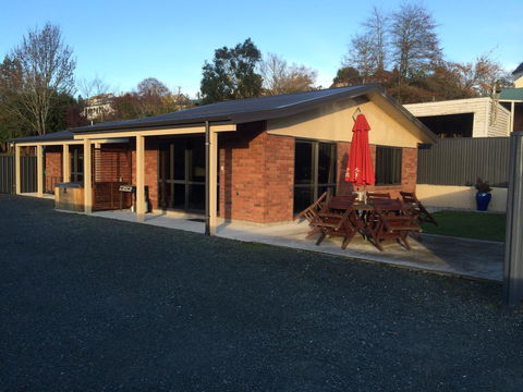 Lawrence Townhouse Accommodation - Accommodation New Zealand 0