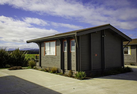 Little Wanganui Hotel - Accommodation New Zealand 1