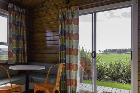 Little Wanganui Hotel - Accommodation New Zealand 2