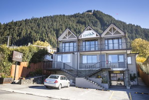 Lomond Lodge Motel  Apartments