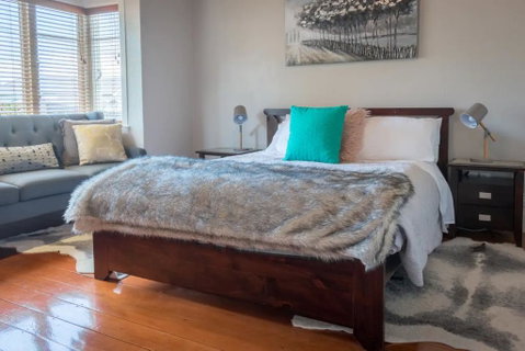 Lovely 2 Bedroom Villa In Herne Bay - Accommodation New Zealand 2