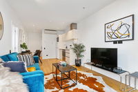 Luscious 2 bdrm in the heart of the city