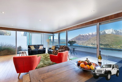 Luxe Home On The Hill