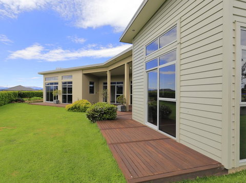 Luxury On Howden - Te Anau Holiday Home - Accommodation New Zealand 2