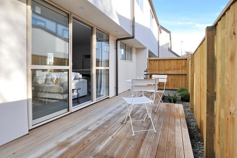 Madras St Apartment 3 - City - Christchurch Holiday Homes - Accommodation New Zealand 2