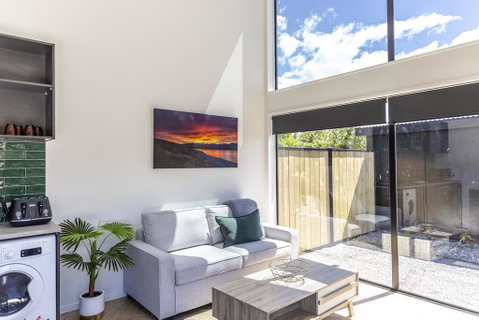 Magic On Maryburn - The Green Room - Accommodation New Zealand 2