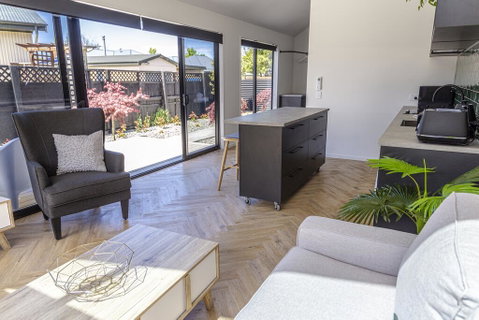 Magic On Maryburn - The Green Room - Accommodation New Zealand 1