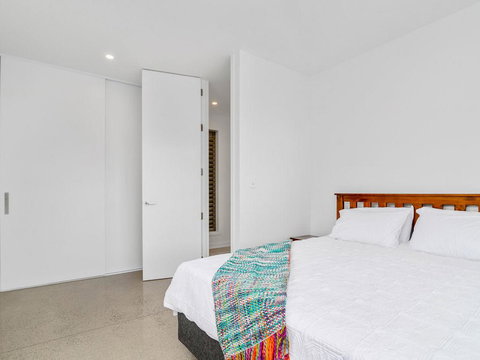 Mana Sarovar - Designer Lake Tarawera Holiday Home - Accommodation New Zealand 1