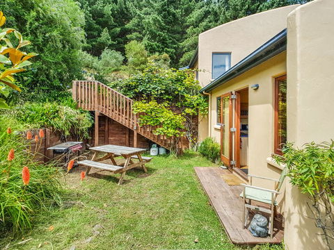 Manaaki Mai Lodge - Nature At Its Best 2 Bedroom - Accommodation New Zealand 2