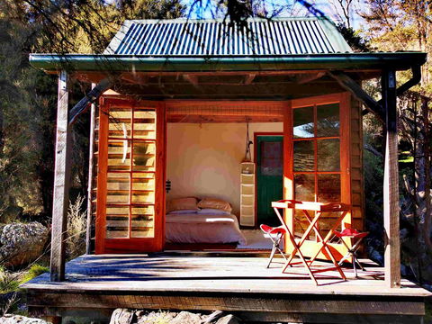 Manaaki Mai, Rustic Retreat - Accommodation New Zealand 2