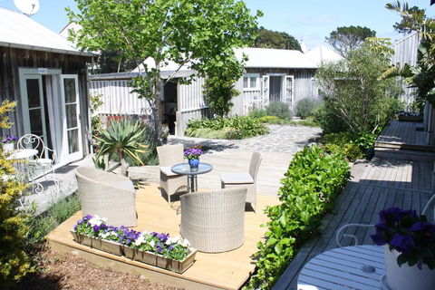 Mangawhai Chalets - Accommodation New Zealand 0