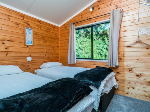 Mangawhai Views - Mangawhai Holiday Home - Accommodation New Zealand 1