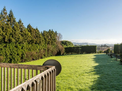 Mangawhai Views - Mangawhai Holiday Home - Accommodation New Zealand 2