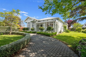 Maple Villa - Blenheim Holiday Home
