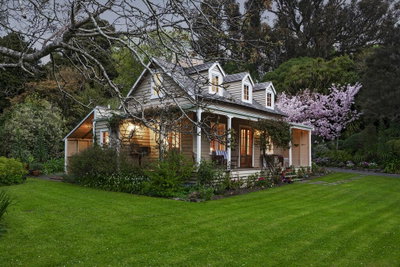 Mill Cottage - Boutique Accommodation And Garden