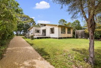 Milnthorpe Cottage - Golden Bay Holiday Home