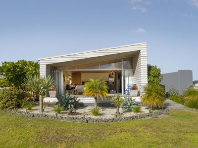 Modpod On The Tee - Matarangi Holiday Home