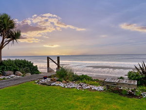 Mohua - Pakawau Holiday Home