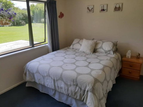 Moonlight Creek - Accommodation New Zealand 1