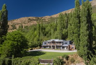 Moonlight Escape Lodge