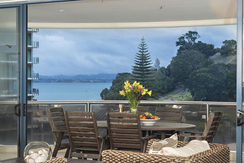 Mt Maunganui Oceanside Apt - Accommodation New Zealand 2