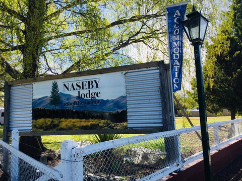 NASEBY Lodge - Accommodation New Zealand 0