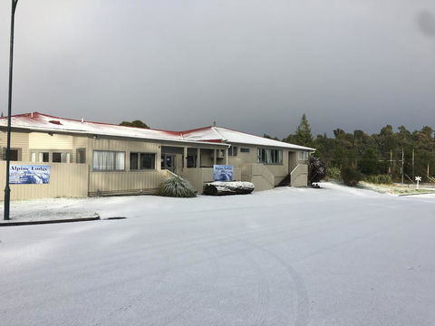 National Park Alpine Lodge - Accommodation New Zealand 1