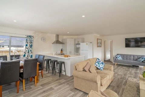 Navigation Retreat - Cooks Beach Holiday Home - Accommodation New Zealand 2