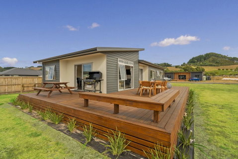 Navigation Retreat - Cooks Beach Holiday Home - Accommodation New Zealand 0