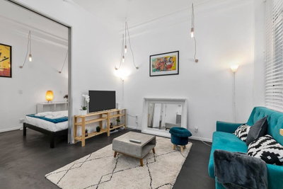 Newly-Decorated One Bedroom On Queen Street, CBD!