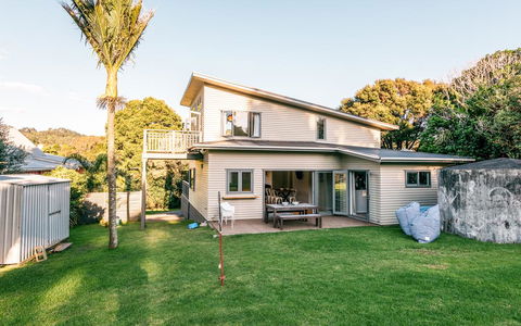 Nikau Views - Accommodation New Zealand 1