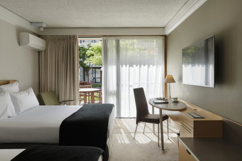 Novotel Queenstown Lakeside - Accommodation New Zealand 3