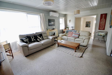Ocean Pier - Accommodation New Zealand 0