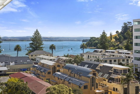 Ocean View Beach Escape - Top Floor Apartment, Mt Maunganui Base - Accommodation New Zealand 0