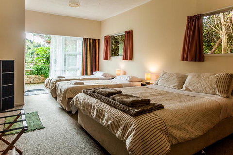 Ocean View Raglan Bed & Breakfast - Accommodation New Zealand 0