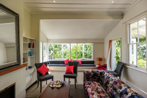 Ocean View Villa - Napier Holiday House - Accommodation New Zealand 2