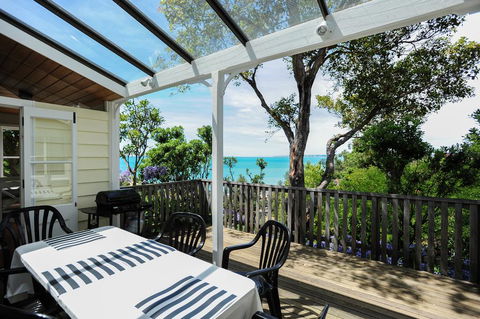 Ocean View Villa - Napier Holiday House - Accommodation New Zealand 0