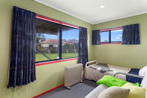 Ohope Sunshine Escape - Ohope Holiday Home - Accommodation New Zealand 2