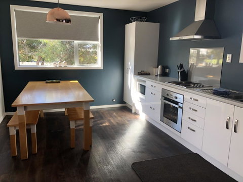 On The Door Step Of Town - Accommodation New Zealand 0