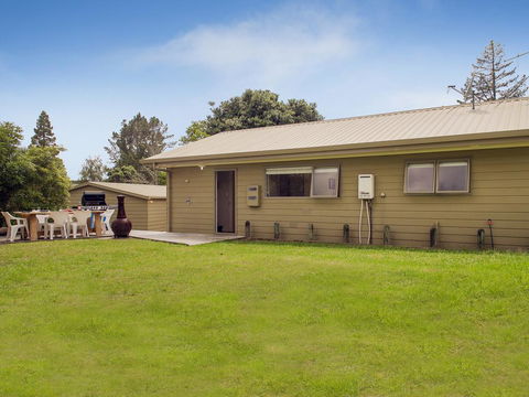 On The Green - Pauanui Holiday Home - Accommodation New Zealand 1