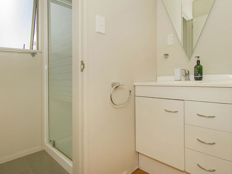 On The Green - Pauanui Holiday Home - Accommodation New Zealand 3
