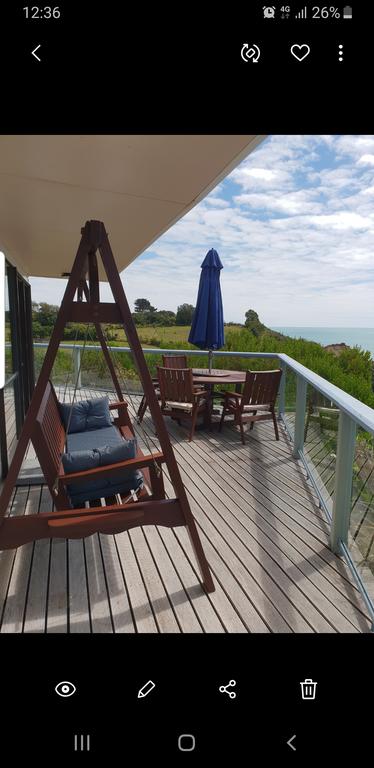 Onaero Beach Vista - Accommodation New Zealand 2