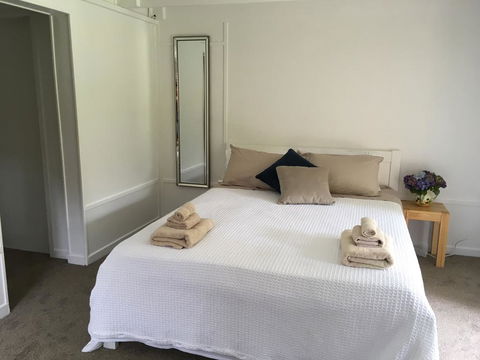 Oneroa Gardens - Accommodation New Zealand 0