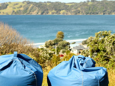 Onetangi Bay Views - Onetangi Holiday Home - Accommodation New Zealand 1