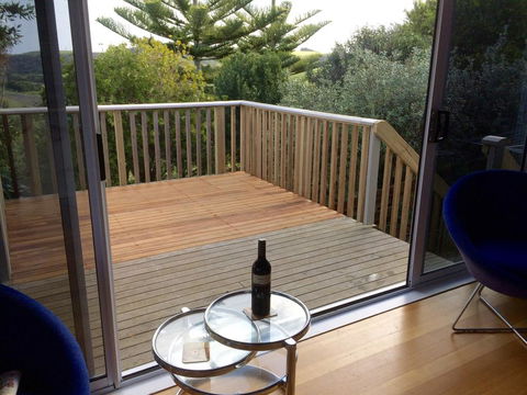Onetangi Haven - Onetangi Holiday Home - Accommodation New Zealand 1
