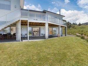 Open Spaces - Waihi Beach Holiday Apartment
