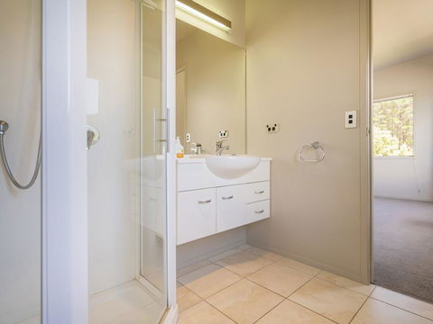 Opito Dream - Opito Bay Home - Accommodation New Zealand 3