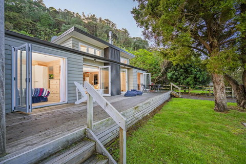 Opoutere Oasis - Opoutere Holiday Home - Accommodation New Zealand 0